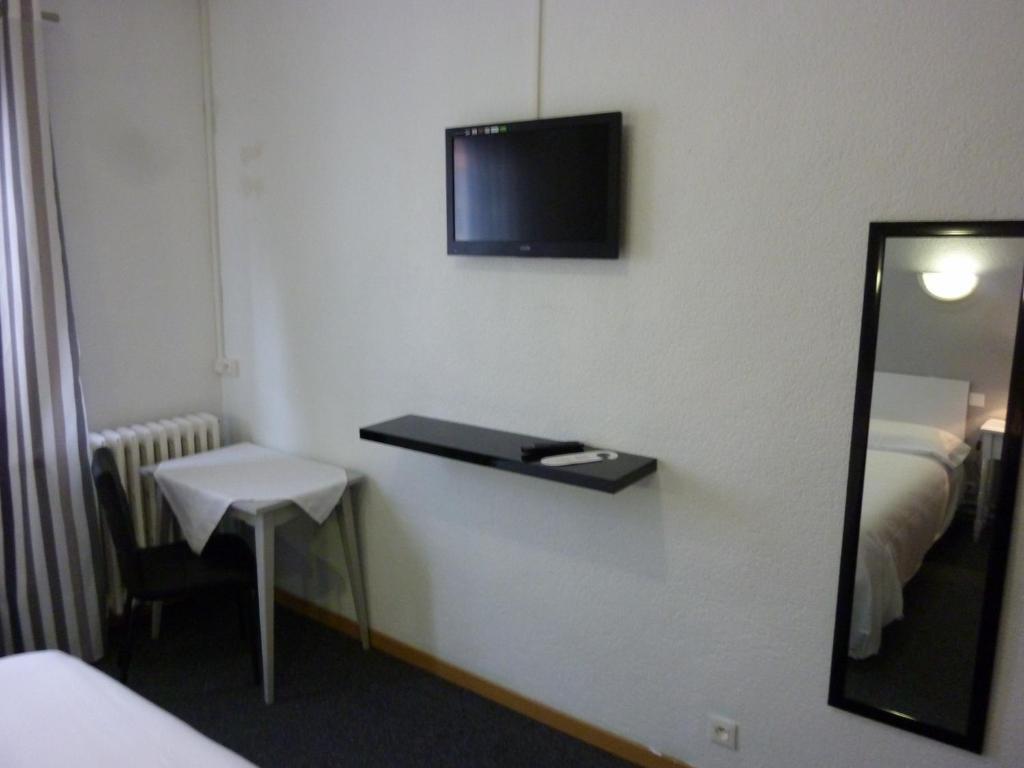 Hotel Les Glycines Prades Habitación foto